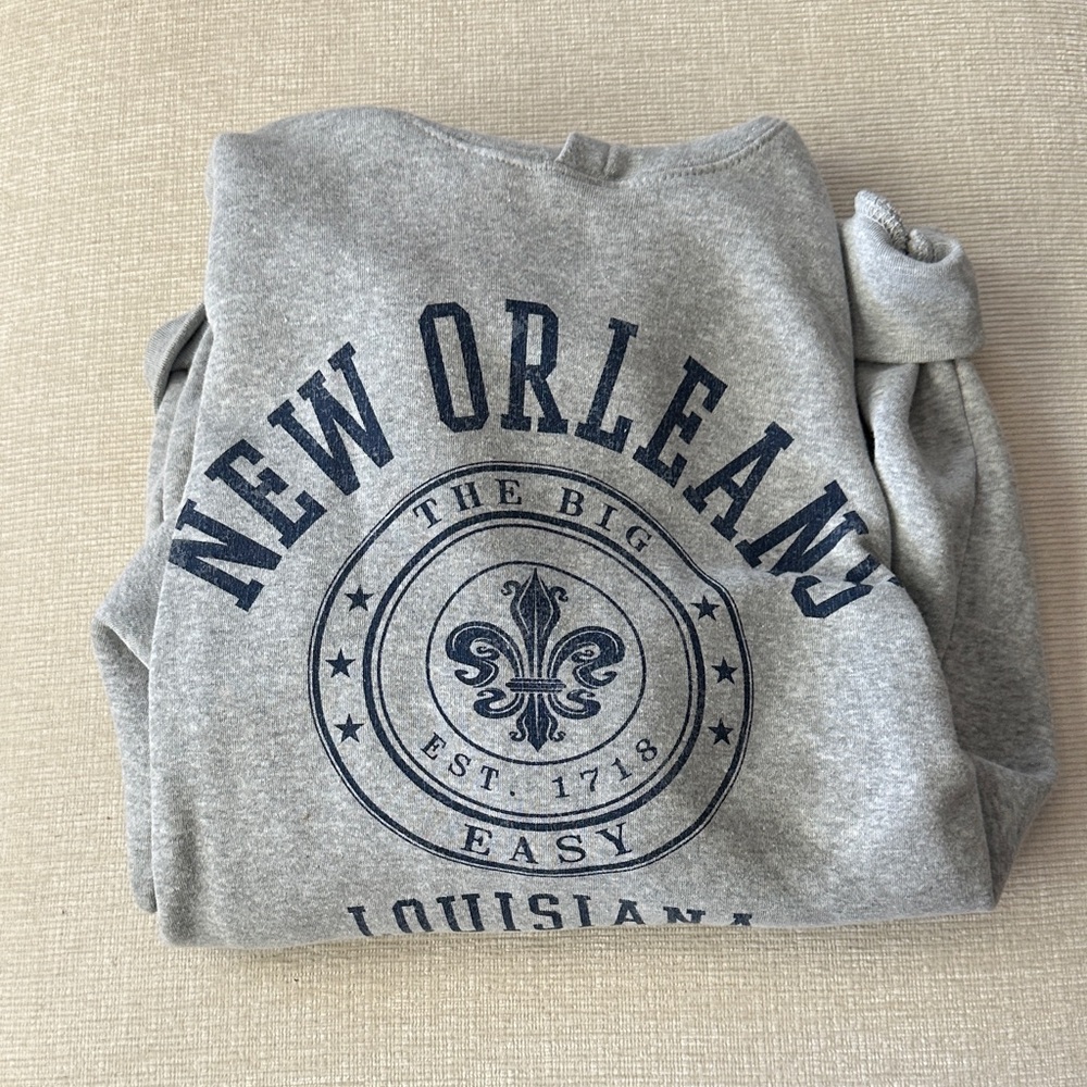 Gray New Orleans Graphic Sweatshirt